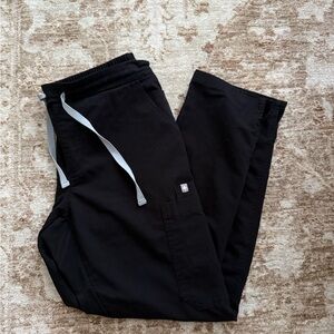 Figs Men's Black Jogger Scrub Pants with Gray Drawstring